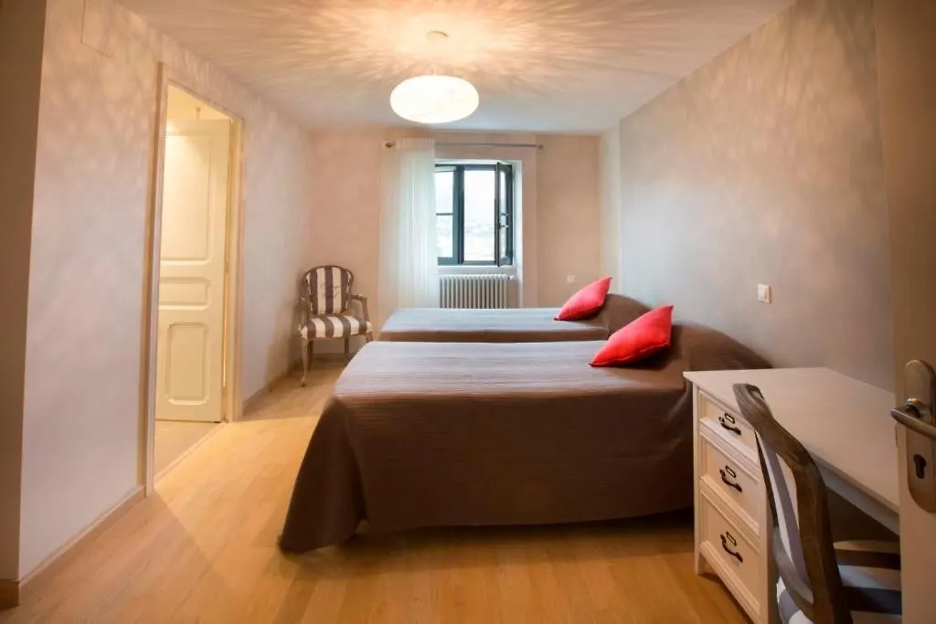*** Bed & Breakfast La Maison De Siloe Villefranche-de-Rouergue France